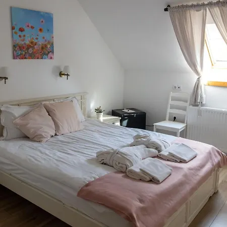 Tuenderliget Nocleg ze śniadaniem